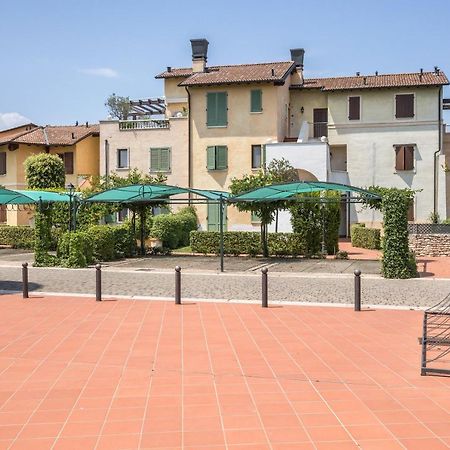 Maloma Peschiera del Garda Exterior foto