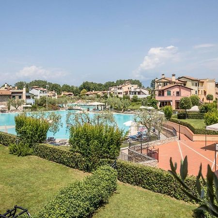 Maloma Peschiera del Garda Exterior foto