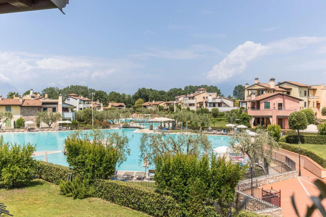 Maloma Peschiera del Garda Exterior foto